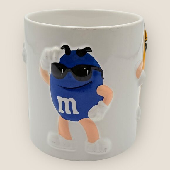 M&Ms 3D Embossed Ceramic Mug Featuring Red Yellow & Blue Characters - Picture 4 of 6